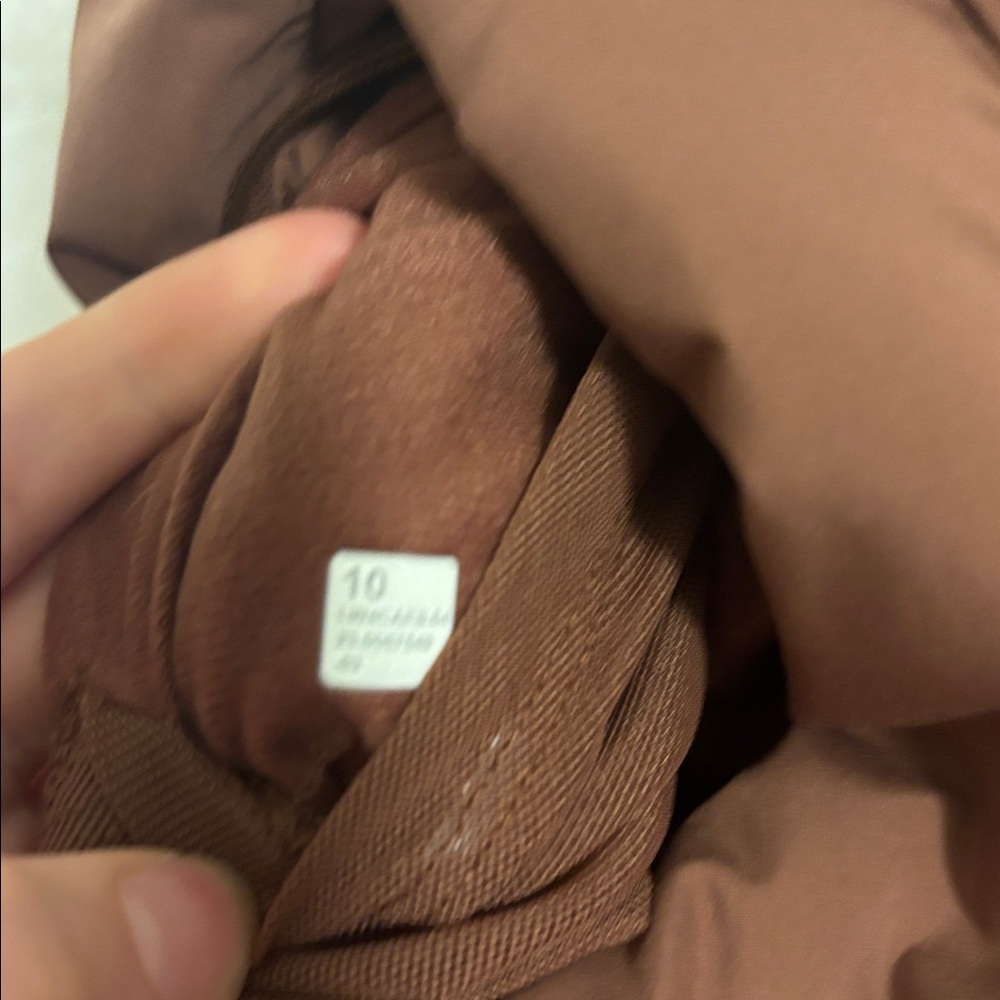 Lululemon Brown Hooded Puffer Vest - Picture 3 of 4
